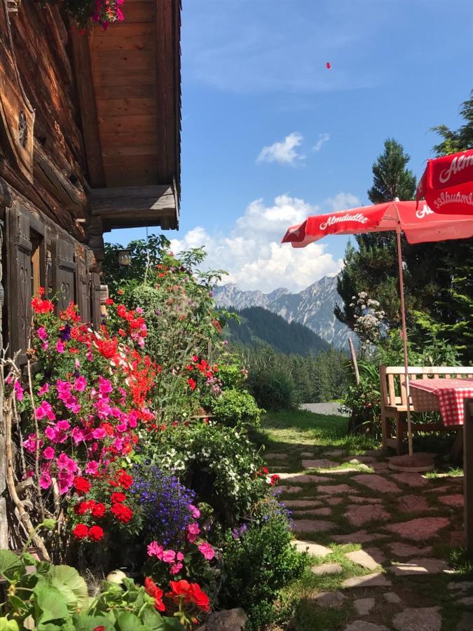 Wolfgangsee Ferienappartement „Bergliebe“ Strobl Exterior foto
